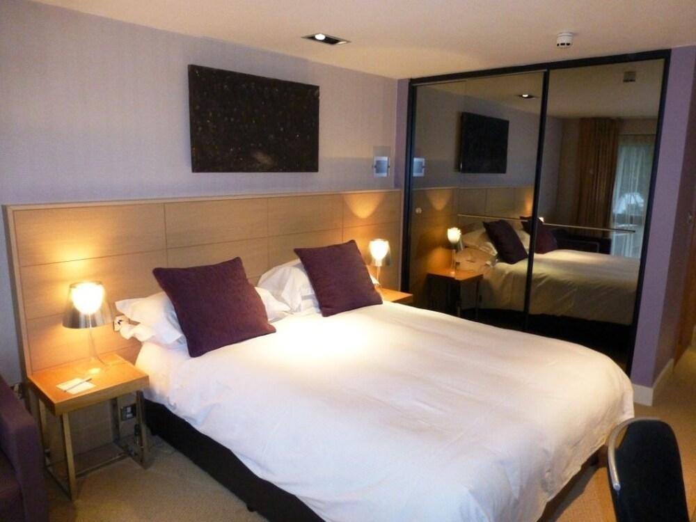 Beales Hotel 햇필드 외부 사진