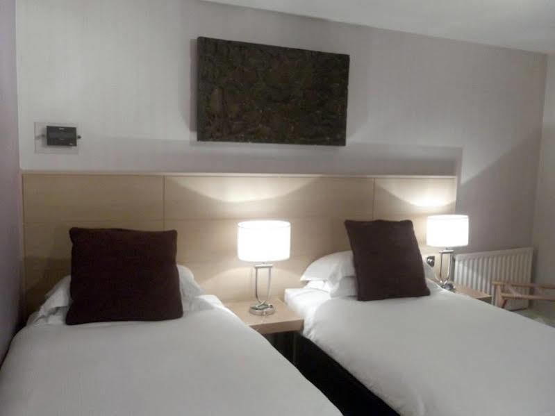 Beales Hotel 햇필드 외부 사진